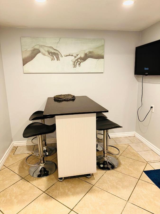 Deluxe Double Room Ii- Hazel Stays 미시소거 외부 사진